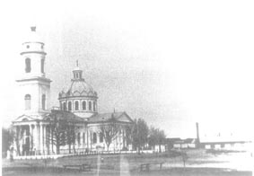 В самом центре Людинова возвышался Казанский собор