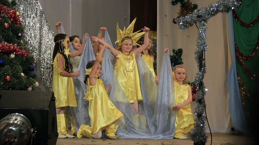 IV районный фестиваль детского творчества «Рождественская звезда»