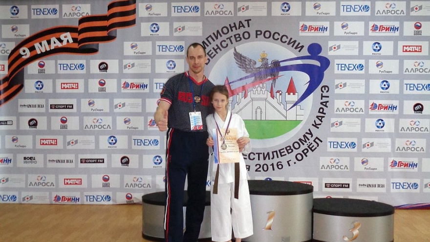 Анастасия Клестова завоевала серебро на чемпионате России по каратэ
