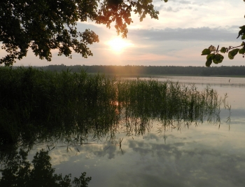 Восход над озером Ломпадь