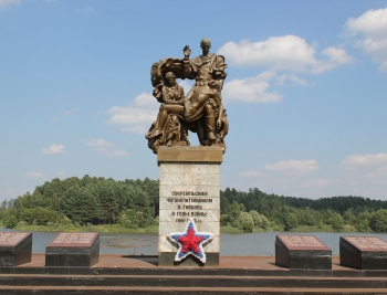 Памятник Сукремльским чугунолитейщикам, погибшим в годы войны